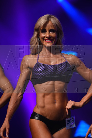 2226 DSC_6549 Sports Model Women 2015 Fitness Universe Weekend