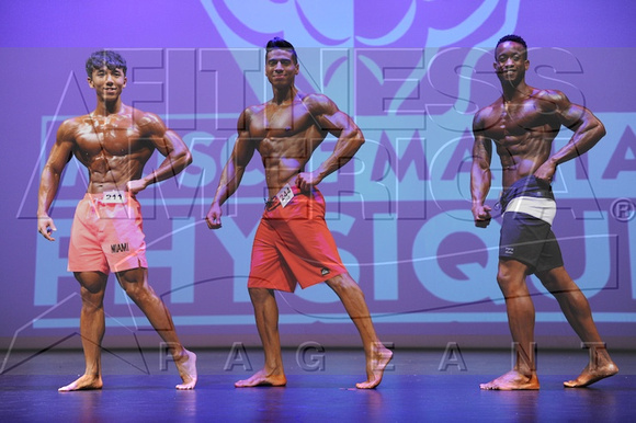 4 DSC_3573.JPG Physique Overall Comparisons and Award 2017 Fitness Universe Weekend