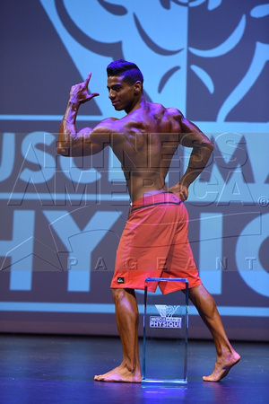 68 DSC_8347.JPG Physique Overall Comparisons and Award 2017 Fitness Universe Weekend