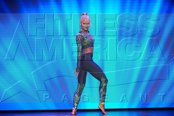 11 Fitness America Women 2019